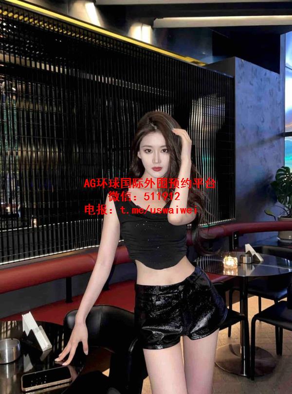 商务车展模特Sarah