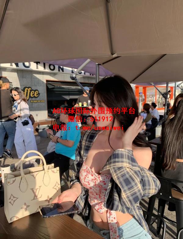 小巧精致妹妹玥雅