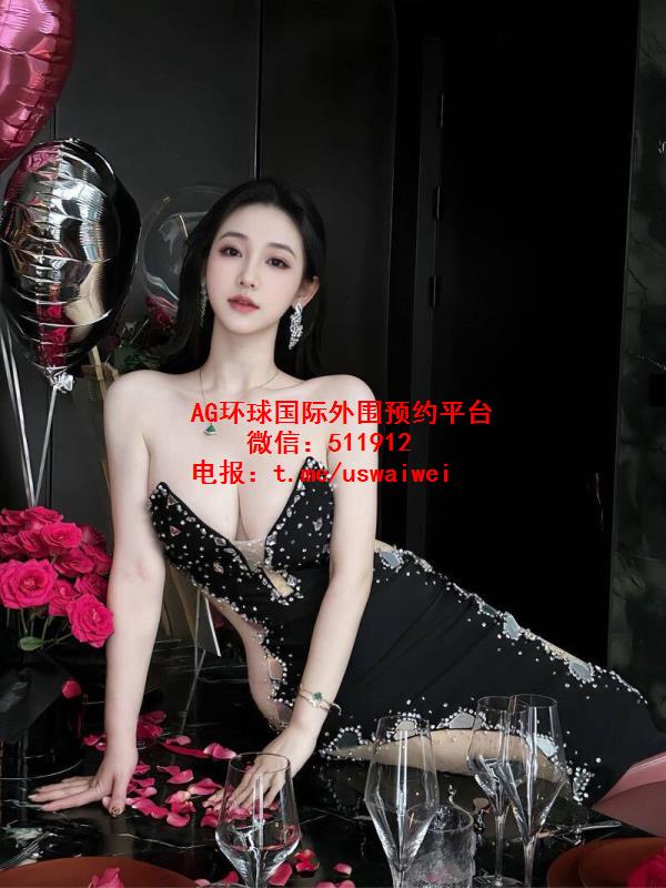 妩媚眼神模特Bethany