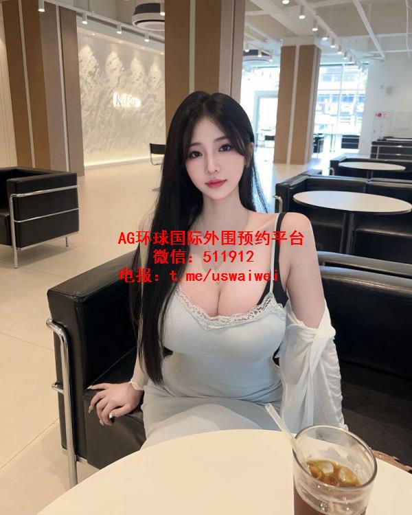 妩媚眼神模特Bethany