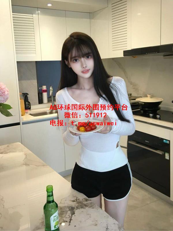 鹅蛋小脸美女予珊
