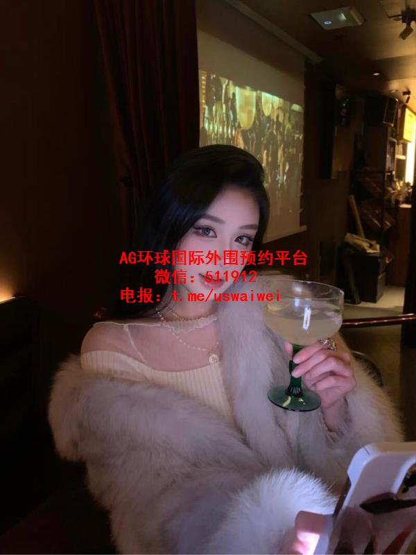 身材火辣妹妹亦珊