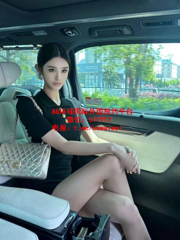 国际服装品牌超模Delaney