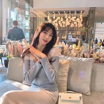 西雅图外围女模特小秦