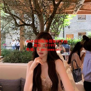 新人签约模特Olira