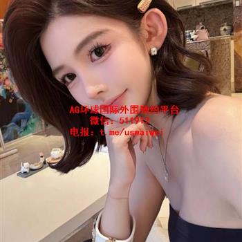 面部精致女生Vaire