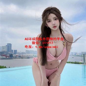 大胸泳装模特茹怡