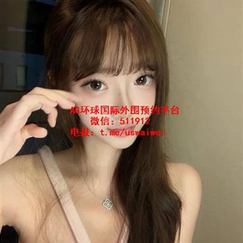 高挑比例小姐姐知夏