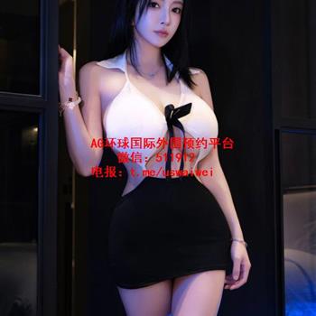 白大大巨乳尤物Selin