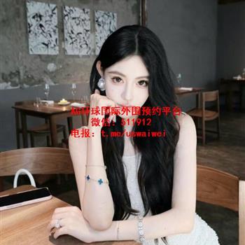时尚清冷御姐赫妍
