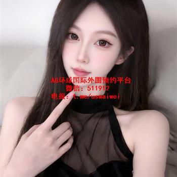 颜值出众小美女Joanna