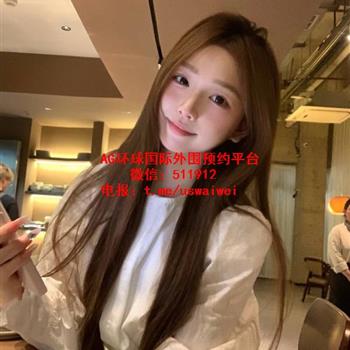 可爱灵动少女小意